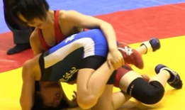女子摔跤比赛视频,力量与技巧的激情碰撞